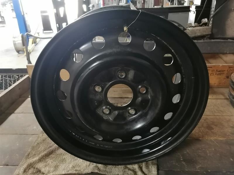 Rim Wheel 16x7 Steel Fits 99-04 GRAND CHEROKEE 930163