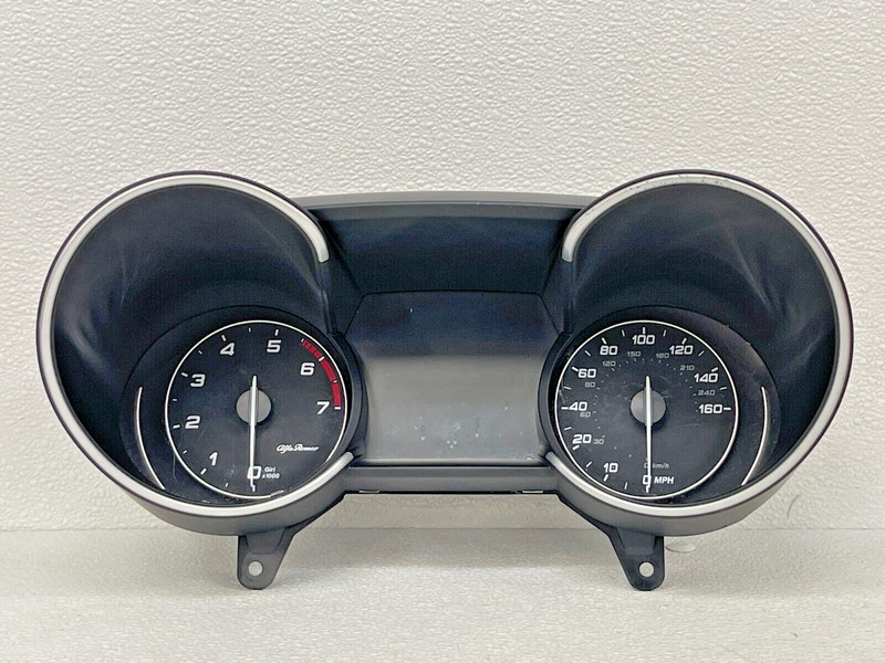 ⭐2017-2021 ALFA ROMEO GIULIA SPEEDOMETER INSTRUMENT CLUSTER 18K ASSEMBLY LOT2469