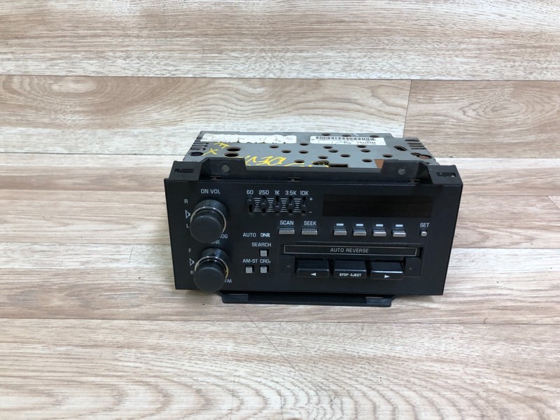 CADILLAC ELDORADO DEVILLE FLEETWOOD OEM CASSETTE PLAYER RADIO STEREO 94-96 2