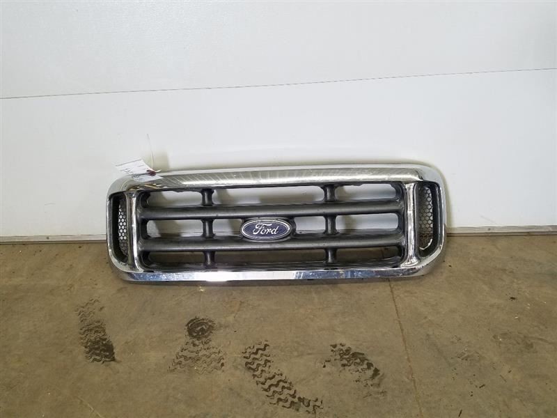 Grille Chrome Surround With Painted Bars Fits 99-04 FORD F250SD PICKUP 257448