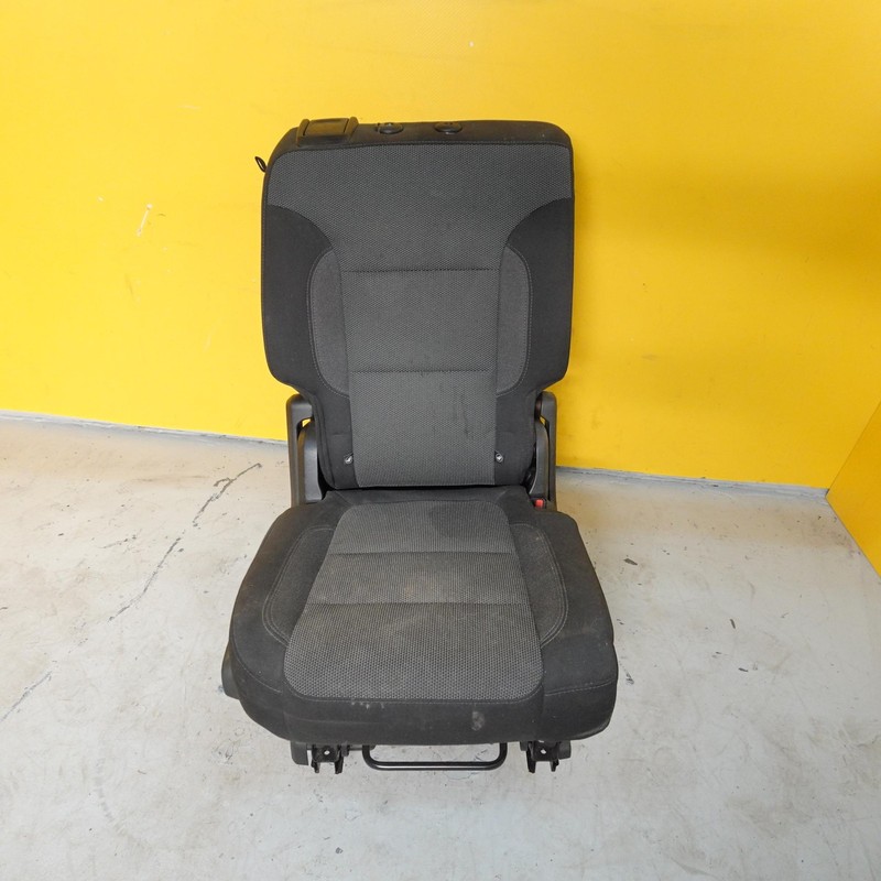 2022-2024 CHEVROLET TRAVERSE REAR RIGHT PASSENGER SIDE SECOND 2ND ROW SEAT OEM