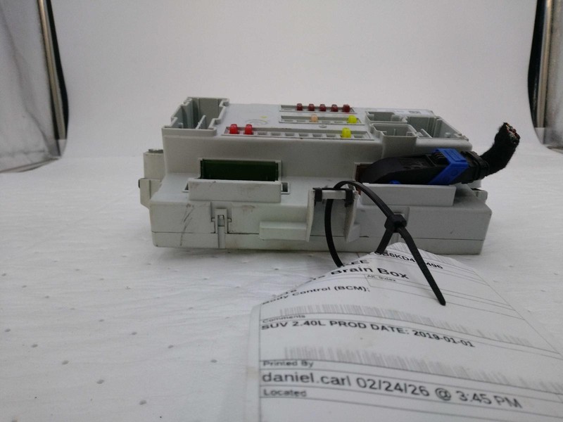2019 Jeep Cherokee Body Control Module OEM 68412070AB 131K Miles Grey