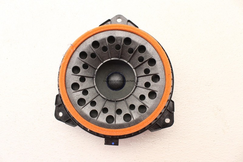TOYOTA HIGHLANDER 14-19 REAR RIGHT OR LEFT DOOR SPEAKER JBL AUDIO 861600R110 OEM