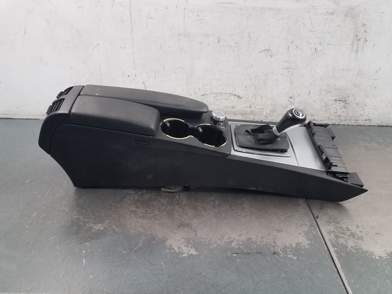 2009 Mercedes AMG C 63 Center Console Shifter Controls #72909 X5