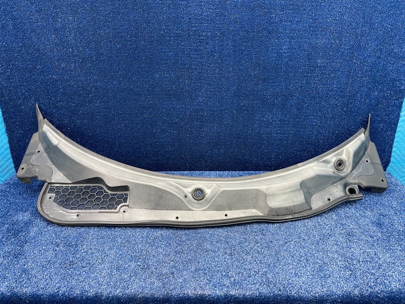2006–2009 Pontiac Solstice Saturn Sky Upper Windshield Cowl Panel OEM