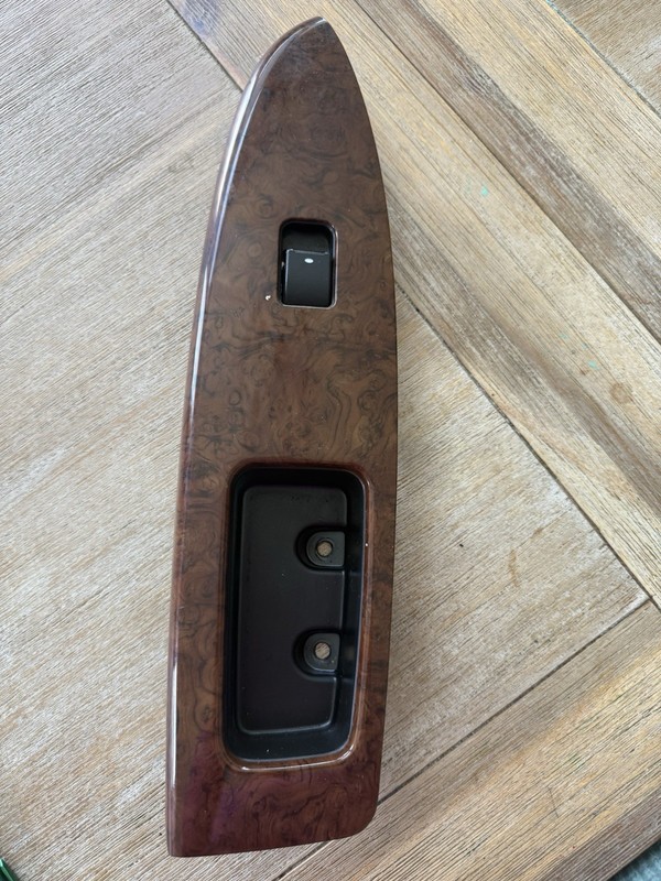 2005-2008 Buick Lacrosse Right Passenger Door Power Window Switch 1134316