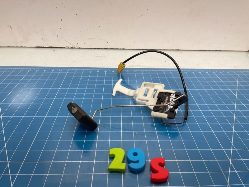 06-09 Range Rover Sport L320 FUEL GAUGE TANK FLOAT LEVEL SENDING SENSOR UNIT OEM
