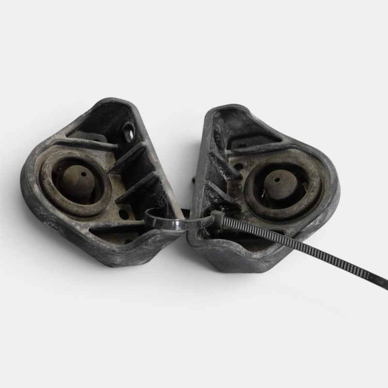 2023-2026 KIA SPORTAGE RADIATOR UPPER MOUNT BRACKET CUSHION SET PAIR OEM
