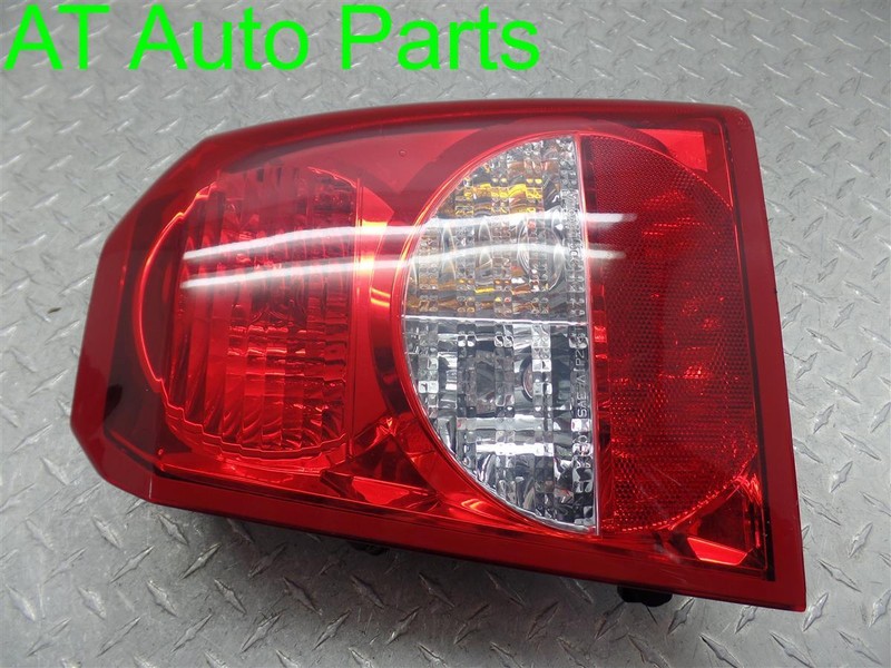 2007 DODGE CALIBER PASSENGER SIDE TAIL LAMP 05303752AF