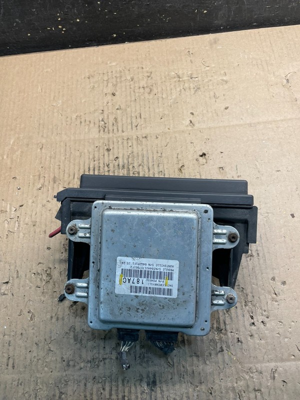 2007 2008 2009 Dodge Durango Fuse Box Relay Panel Body Module BCM Oem U9042 DG