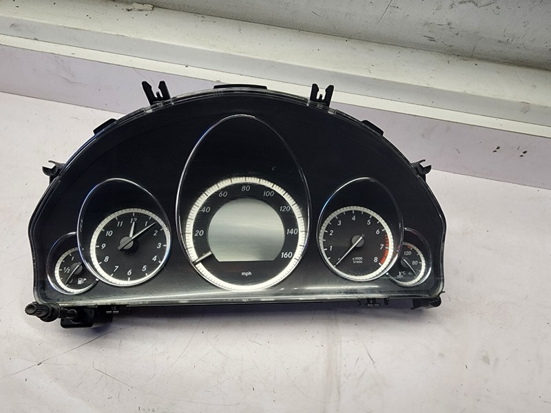 2013 Mercedes W207 E350 E550 Coupe Instrument Cluster Speedometer UNKNOWN MILES