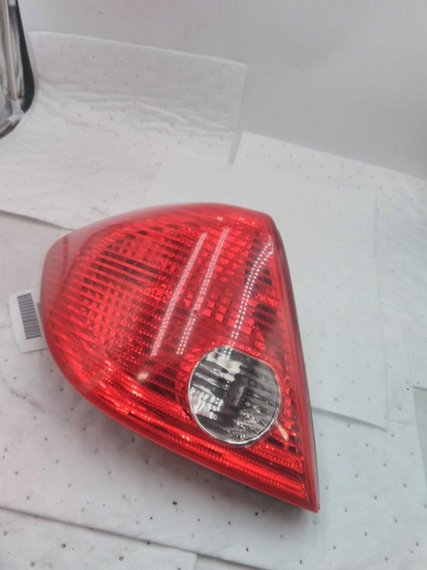 2006 Pontiac G6 Left Tail Light Assembly Grey 449761 Used 141k Miles