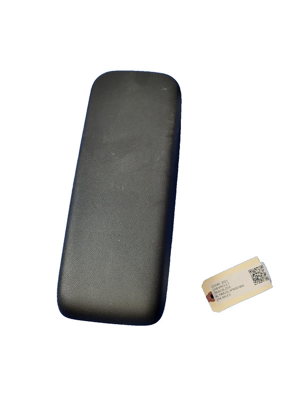 Used Oem Chevrolet Center Console Armrest Lid for 2021-2023 Trailblazer RS