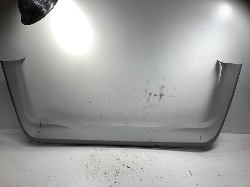 09-015 Honda Pilot EX Garnish Assy., Tailgate Gray 84443-SZA OEM