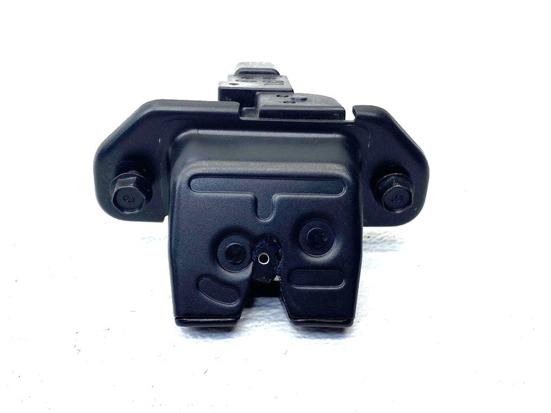 21-23 KIA SELTOS REAR LIFTGATE TRUNK LID LOCK LATCH ACTUATOR OEM #A0.65