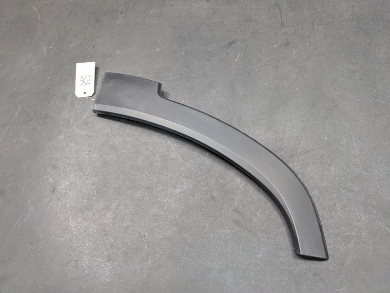 Rear Left Fender Flare Molding 2018 Jeep Cherokee 1UU89TRMAC 2014 - 2017