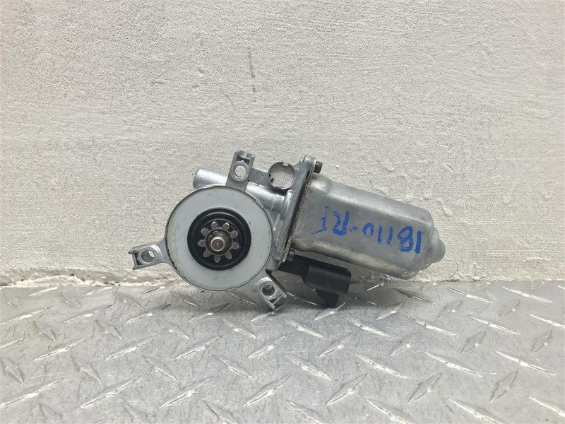 97-99 CUTLASS TRANS SPORT PASSENGER FRONT POWER WINDOW MOTOR OEM 617-00360