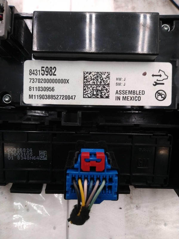 Used A/C Selector Switch fits: 2019 Buick Lacrosse w/heated seat opt KA1 w/o coo