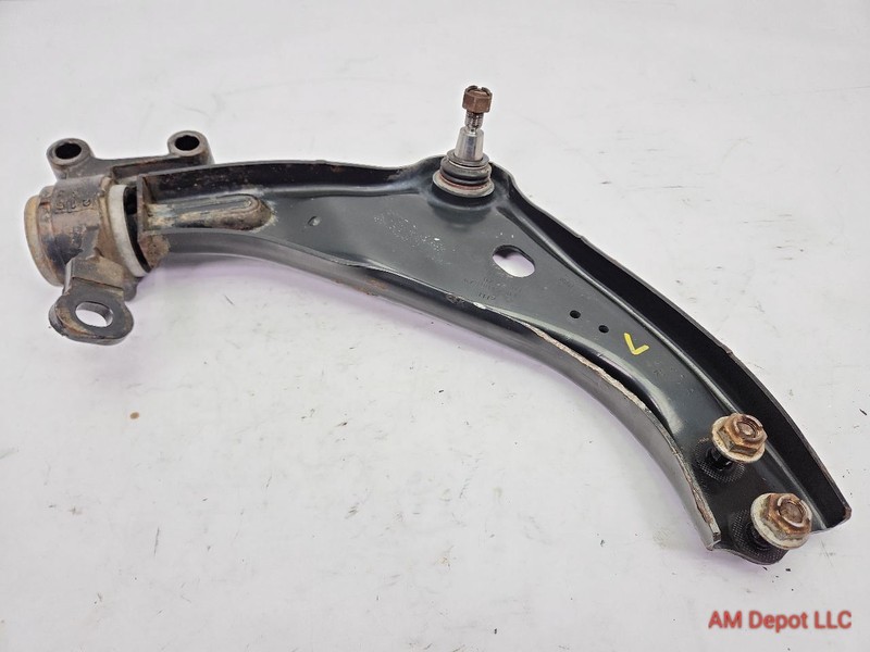 2013 Mini Cooper S R56 R57 R55 R58 R59 Front Left Lower Control Arm Wishbone