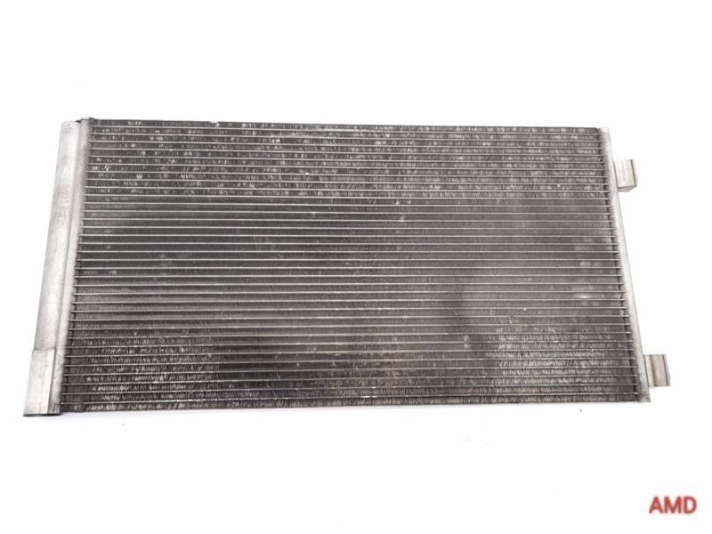 2011 Mini Cooper S R56 R57 R55 R58 R59 A/C AC Condenser w/o Side Piping 9228607