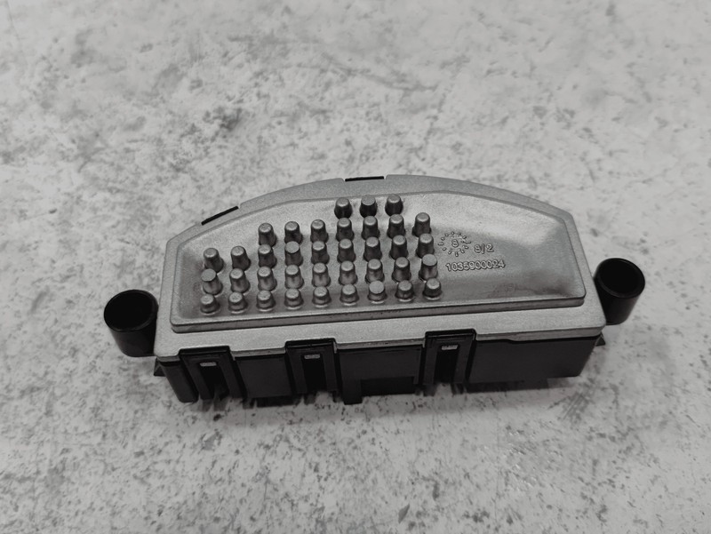 18-25 VOLKSWAGEN ATLAS HVAC CONTROL MODULE CONDITIONER BLOWER MOTOR RESISTOR OEM