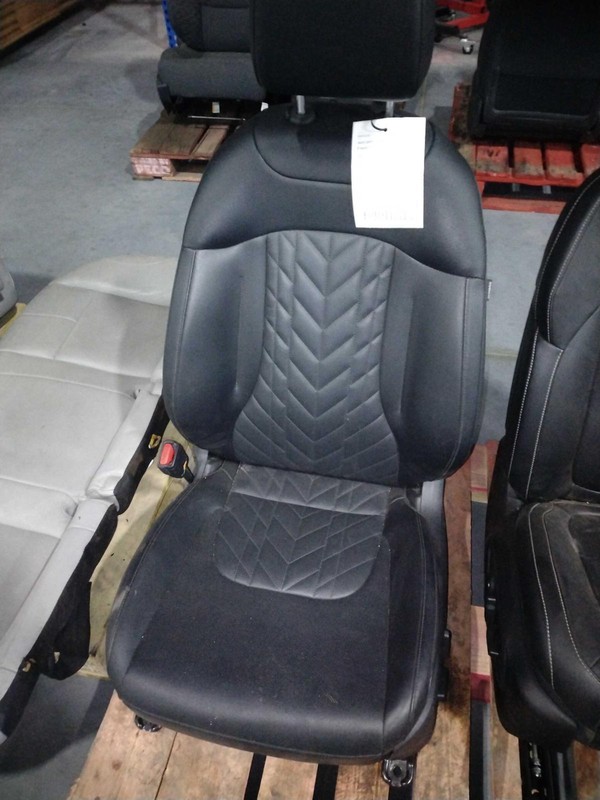 2023 KIA Sportage Front Right Seat Grey 309K Mi OEM Part #7681878