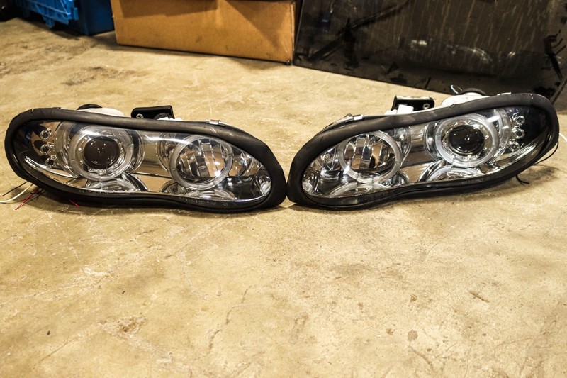 1998-2002 Chevrolet Camaro SS Z28 Headlight Set Aftermarket *USED*