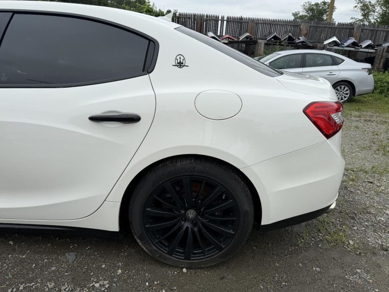 2014-2017 Maserati Ghibli Left Driver Side Quarter Panel White