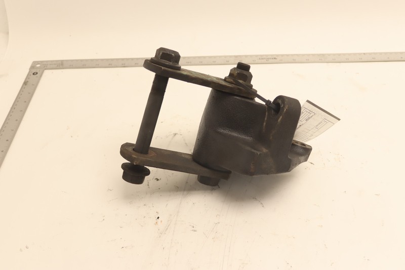 2017-2024 INTERNATIONAL LT625 REAR LEAF SPRING HANGER 3563838C3 OEM