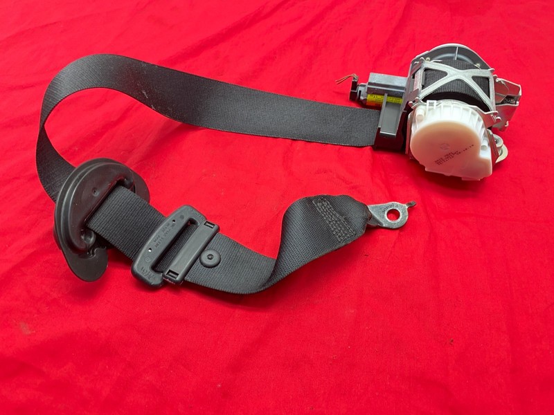 BMW F30 F36 F80 3/4 Series Front Right Passenger Seatbelt Retractor Black OEM✅