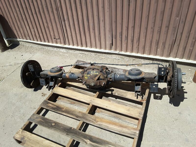 Rear Axle Round Cover 10 Bolt 8.25" Ring Gear Fits 04-05 DURANGO 156500
