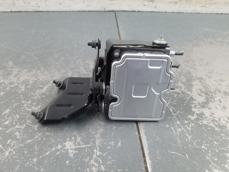 2023 Nissan Z ABS Brake Pump Module #2053 B3
