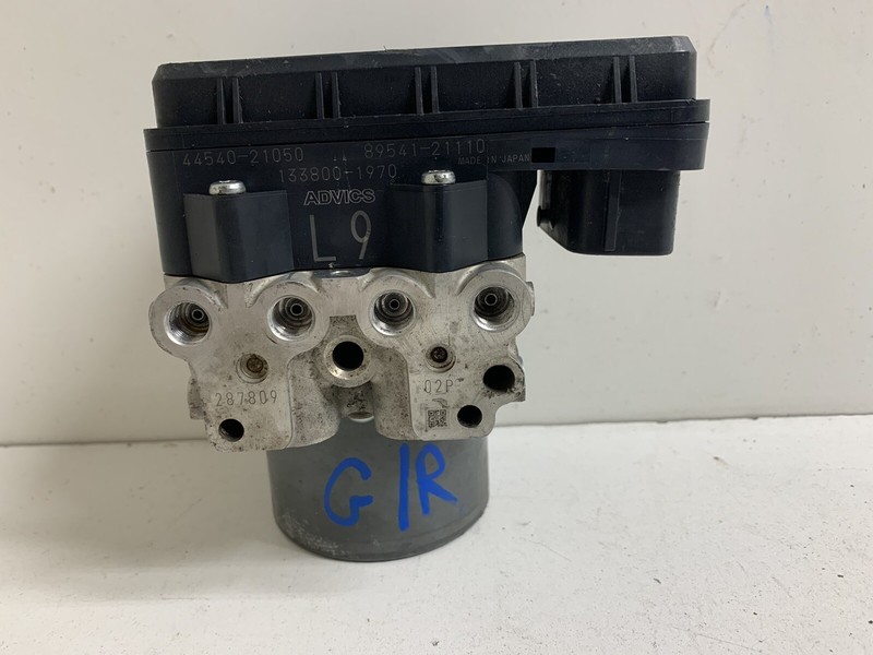 2012-2013 Scion TC Anti Lock Brakes Pump Actuator & Modulator 44540-21050 ABS