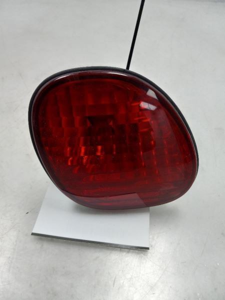 01-05 LEXUS GS430 BASE DRIVER SIDE REAR DECKLID MOUNTED TAIL LIGHT