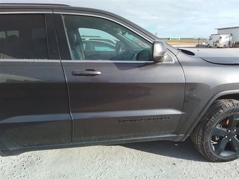 Passenger Front Door Electric Fits 11-20 GRAND CHEROKEE 3163973