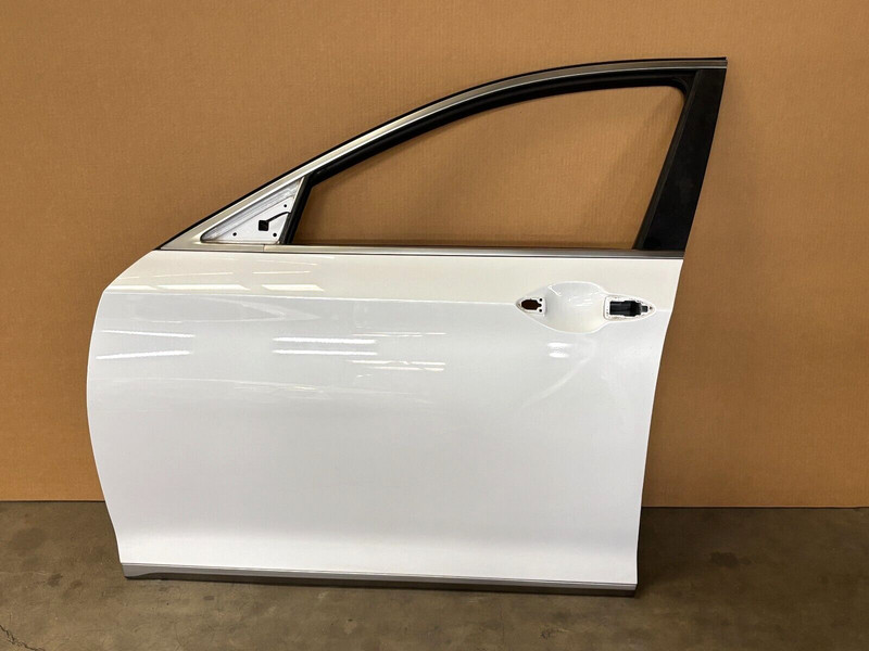 15 16 17 Hyundai Genesis G80 Front Left Driver Side Exterior Door Shell 1538 OEM