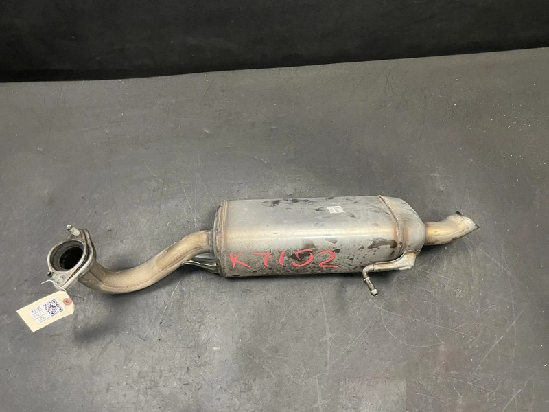 Exhaust Muffler 2018 Kia Soul 28710-B2500 2014 2015 2016 2017 2019 X