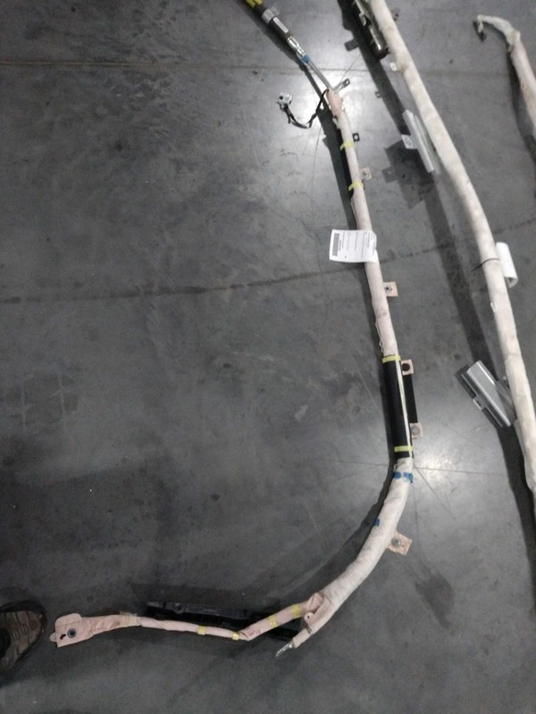 Used Air Bag Module fits: 2008 Ford Edge Air Bag roof air bags ID 7T43-14B321-BE