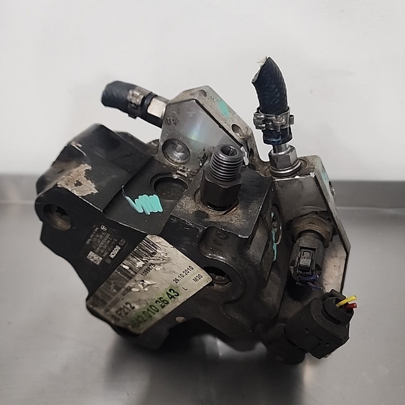 OE Mercedes GL350 ML350 GL320 ML320 High Pressure Fuel Injection Pump 6420102643