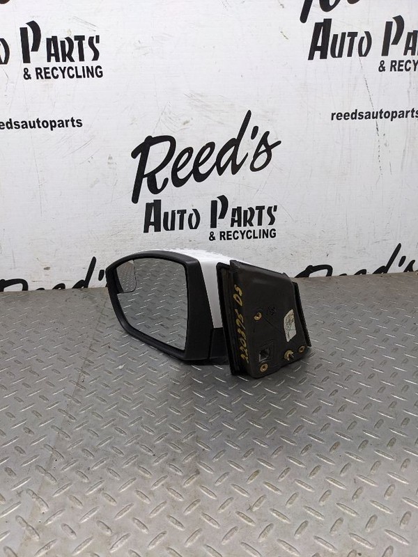 Driver Side View Mirror Power Without Signal Fits 12-14 FOCUS 1065639