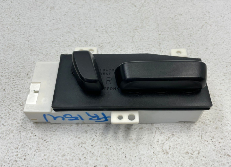 18 19 20 Lexus RC300 Front Right Seat Adjustment Control Switch 1541 OEM