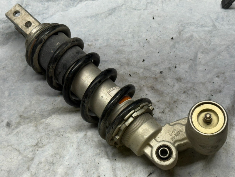 2002 Suzuki GSXR6 Rear Back Shock Suspension Mono Uni Black GSXR 600 02