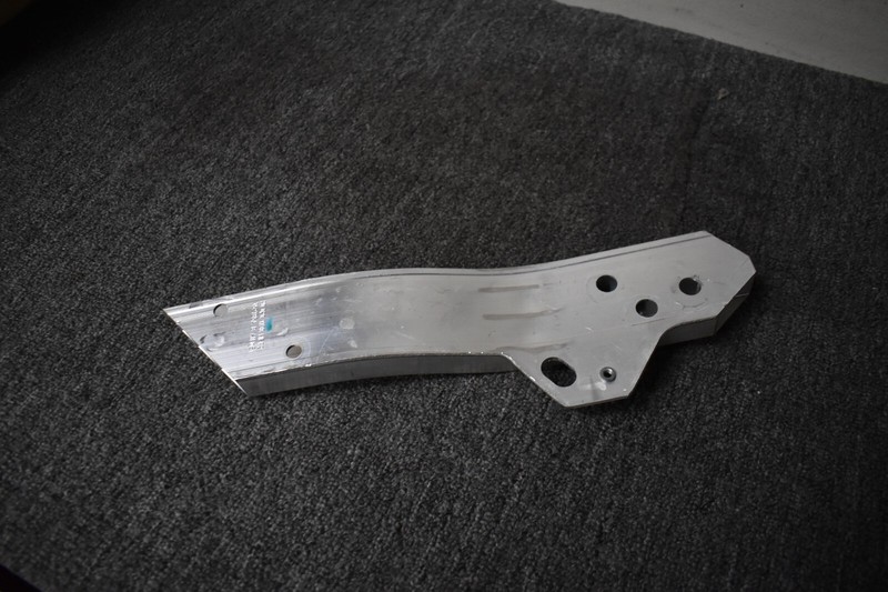2019-2020 MERCEDES BENZ E 53 AMG 4MATIC FRONT BRACKET FACTORY OEM