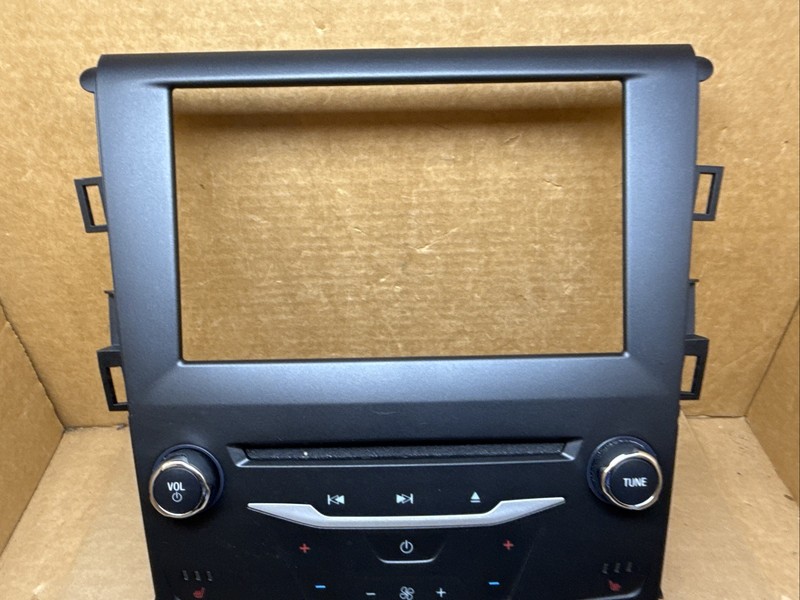 13-16 Fusion Temperature Climate Radio Control Bezel Panel Sony FS7T-18E245-CBA