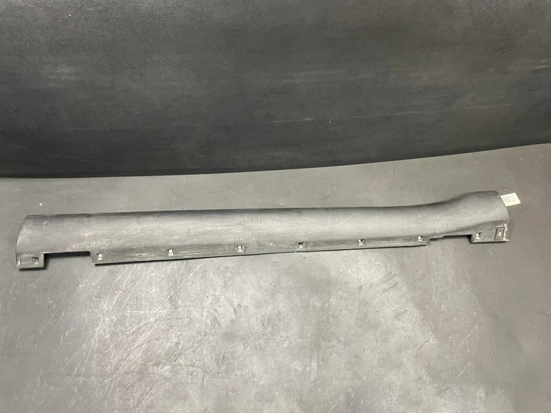 Left Rocker Panel Molding 2017 Kia Soul 87751-B2000 2014 2015 2016 2018 2019 X