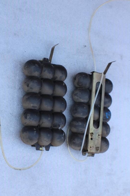 1981 1982 1983 1984 MERCEDES 300SD W126 BIG AIR VACUUM RESERVOIR TANKS PAIR