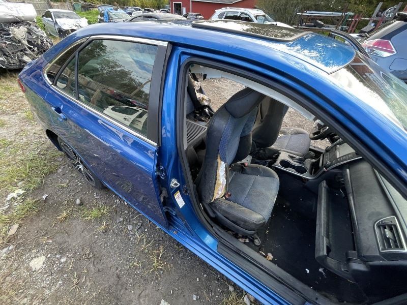 2015-2017 TOYOTA CAMRY RIGHT ROCKER W/POST BLUE PC: 8T7 76K 50272