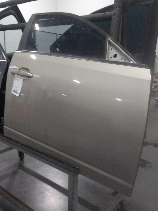 2013 Cadillac CTS Right Front Door Tan 4DR SED Used OEM 83000 Miles