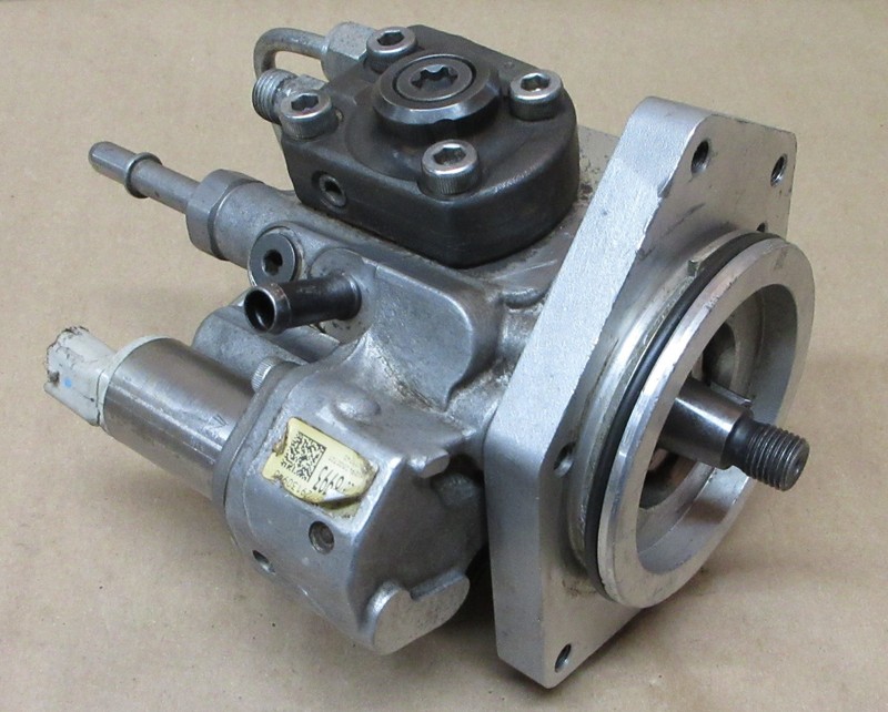 2017-2024 OEM GMC CHEVY 2500 3500 6.6L DENSO FUEL INJECTION PUMP 12701094