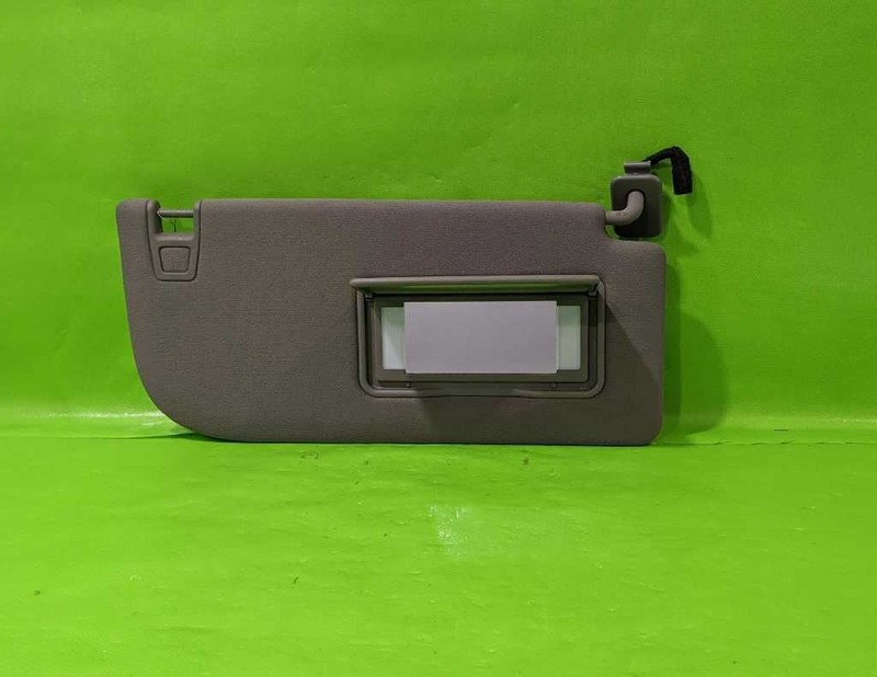 18 19 20 FORD F150 PASSENGER RIGHT SUN VISOR OEM 4601-8